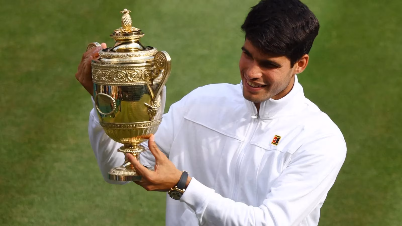 wimbledon-s-all-white-rule-tradition-tension-and-tennis-image-0