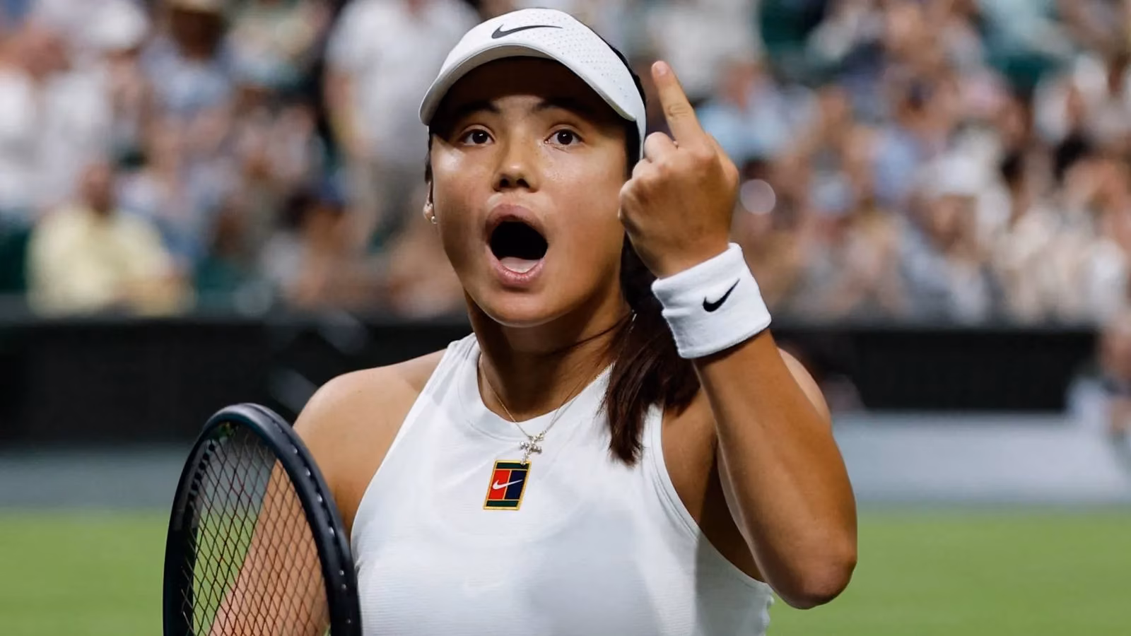 emma-raducanus-wimbledon-payday-how-the-taxman-turned-a-victory-into-a-lesson-image-0